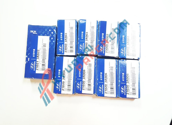 ANA + KOL YATAK GEZİ AYI SET ERA GETZ / İ20 / İ30 / BLUE  21020-2AXXX-HMC