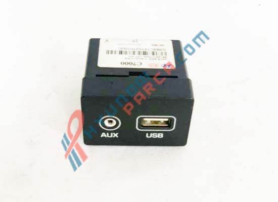 USB GİRİŞİ İ20 2014- 96120-C7500-HMC